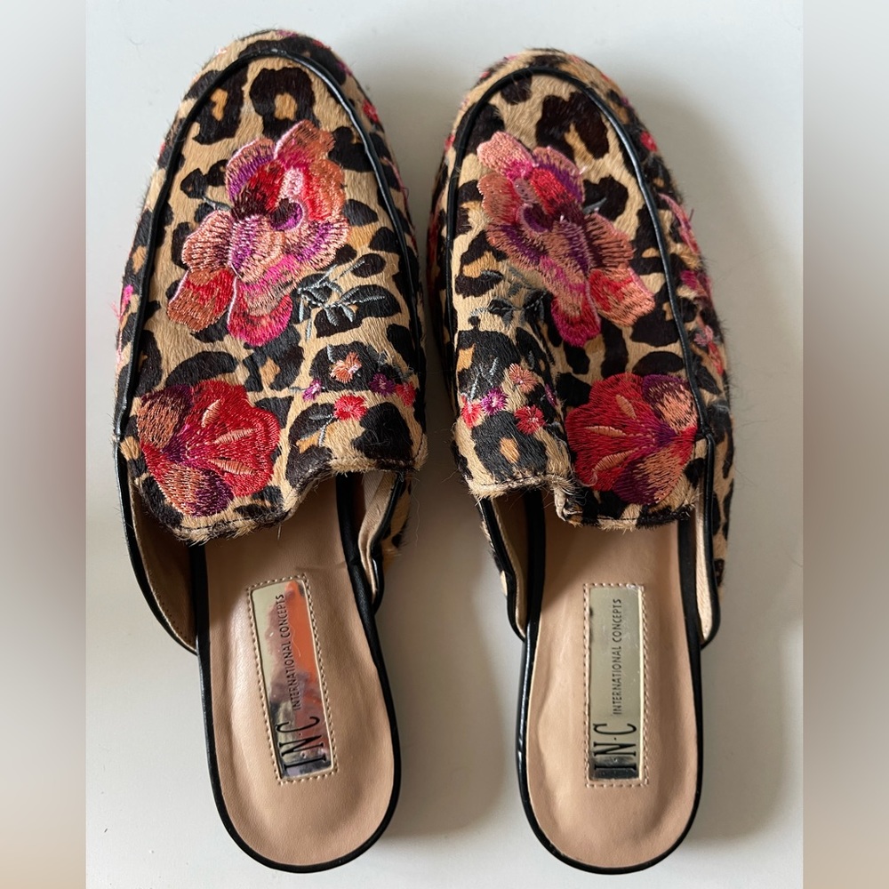 INC mules - Cheetah and floral print size 6 1/2 M